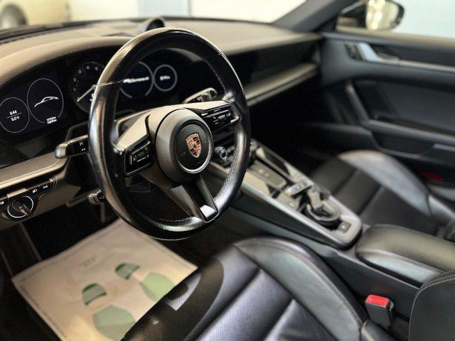 PORSCHE 911 Carrera 4 //TOTAL BLACK//