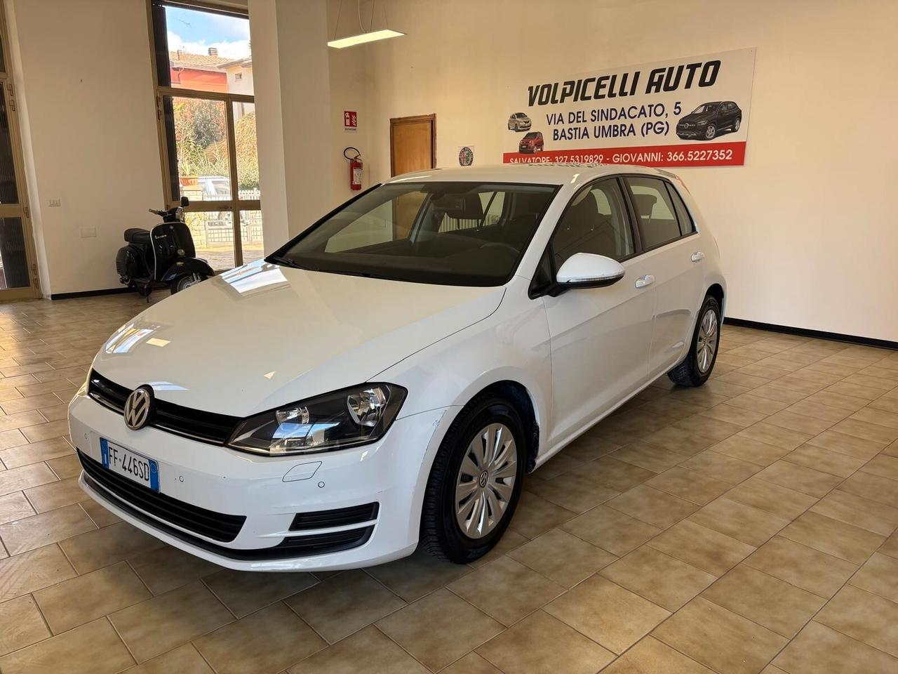 VOLKSWAGEN GOLF 7 ANNO 2016 BZ 1.2 TSI ADATTA NEOPATENTATI KM 104 MILA