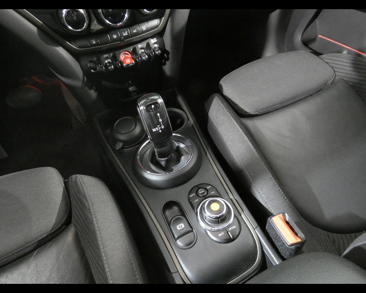 MINI Mini Countrym.(F60) - Mini 2.0 Cooper D Hype Countryman