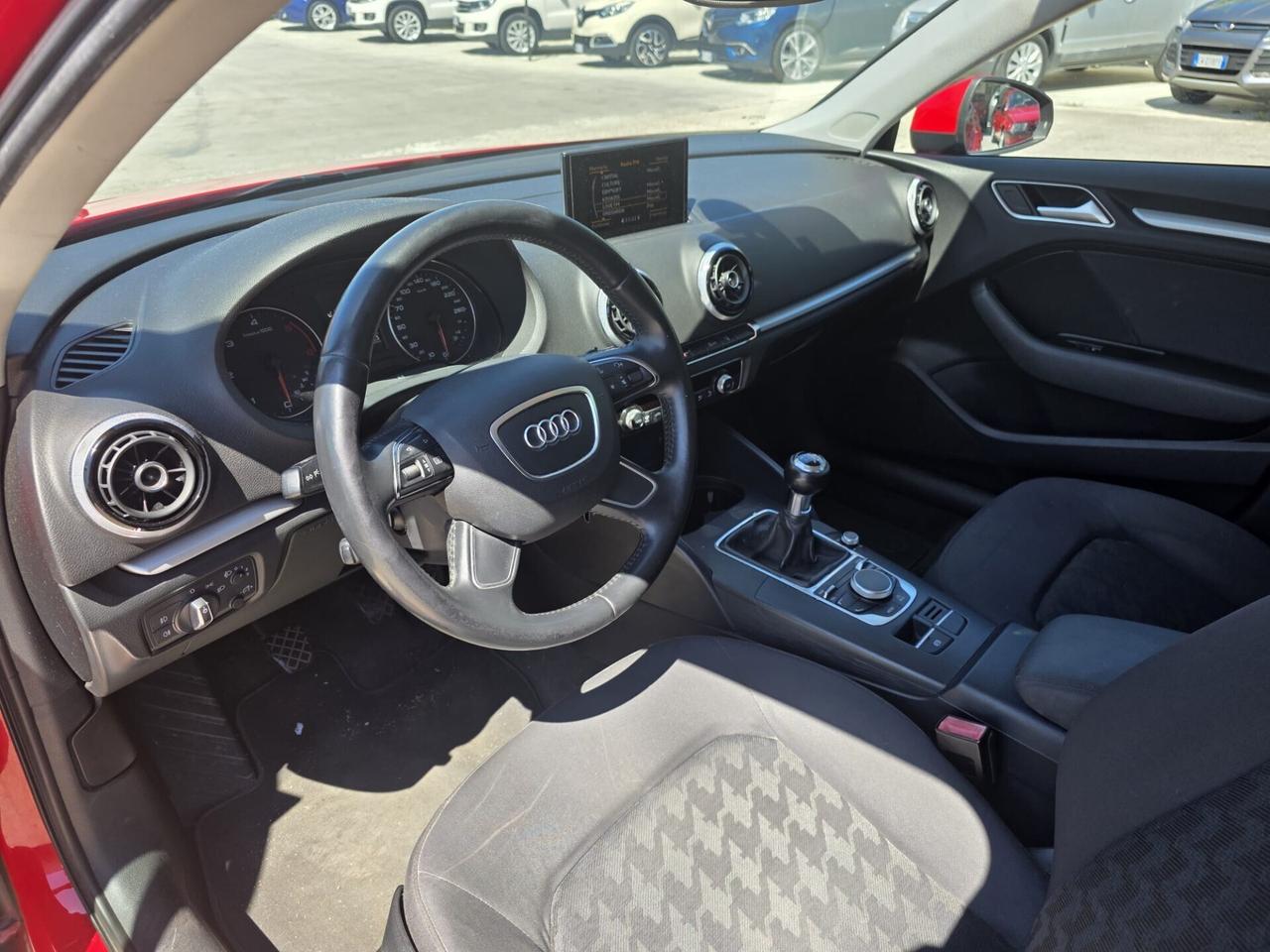Audi A3 SPB 1.6 TDI ultra Attraction