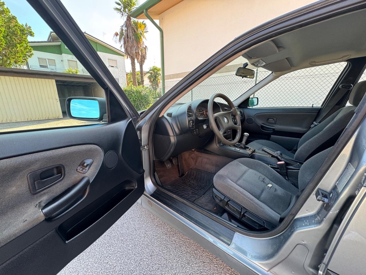 Bmw e36 completamente originale