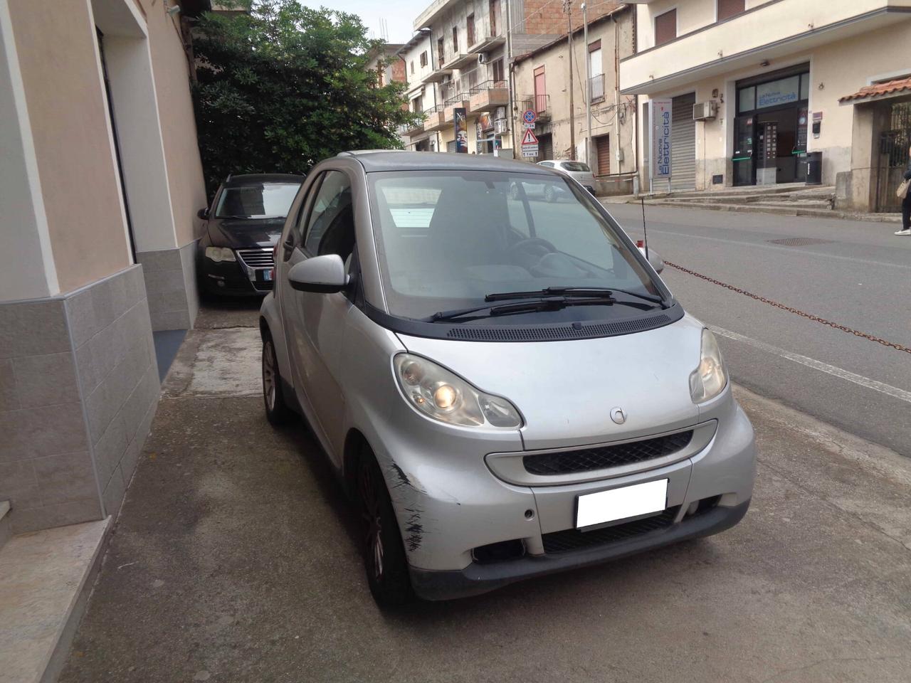 Smart ForTwo 1000 62 kW coupé passion (Finanziabile)