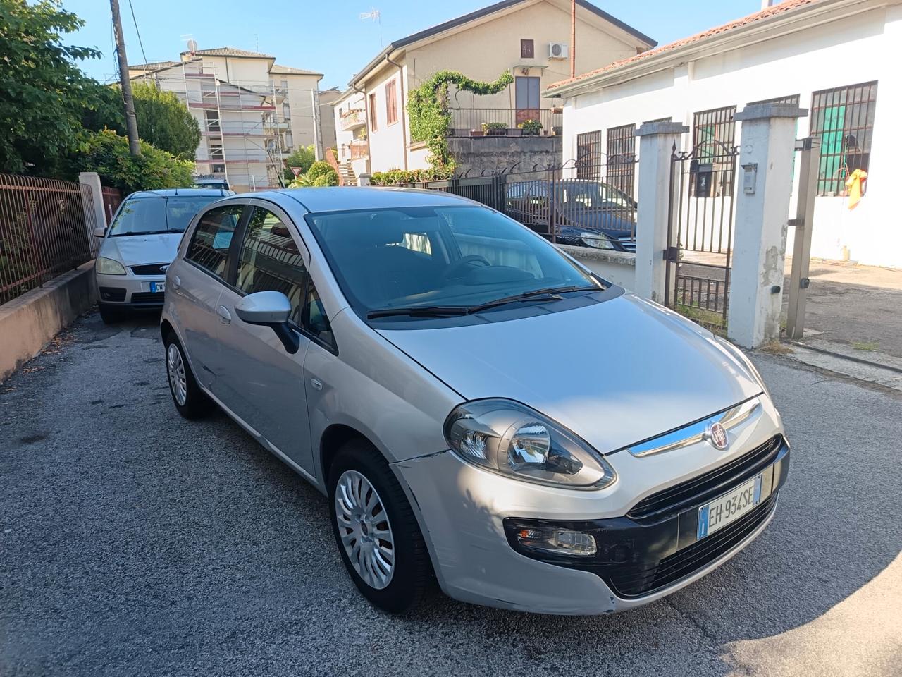 Fiat Punto Evo 1.4 Benz 2011 km originali...