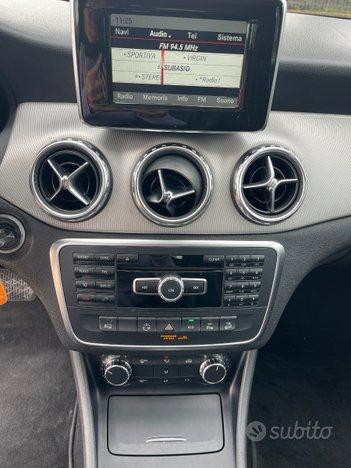 Mercedes-benz GLA 220 CDI Automatic Sport camera pelle AMG CRUISE MULTIFUNZIONE XENON