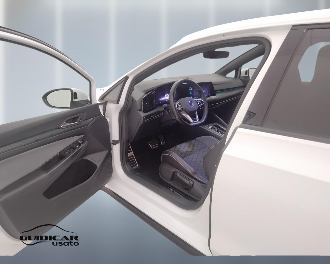 VOLKSWAGEN Golf VIII 2020 - Golf 1.5 etsi evo R-Line 130cv dsg