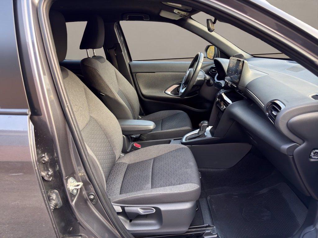 TOYOTA Yaris cross 1.5h active fwd 116cv e-cvt del 2021