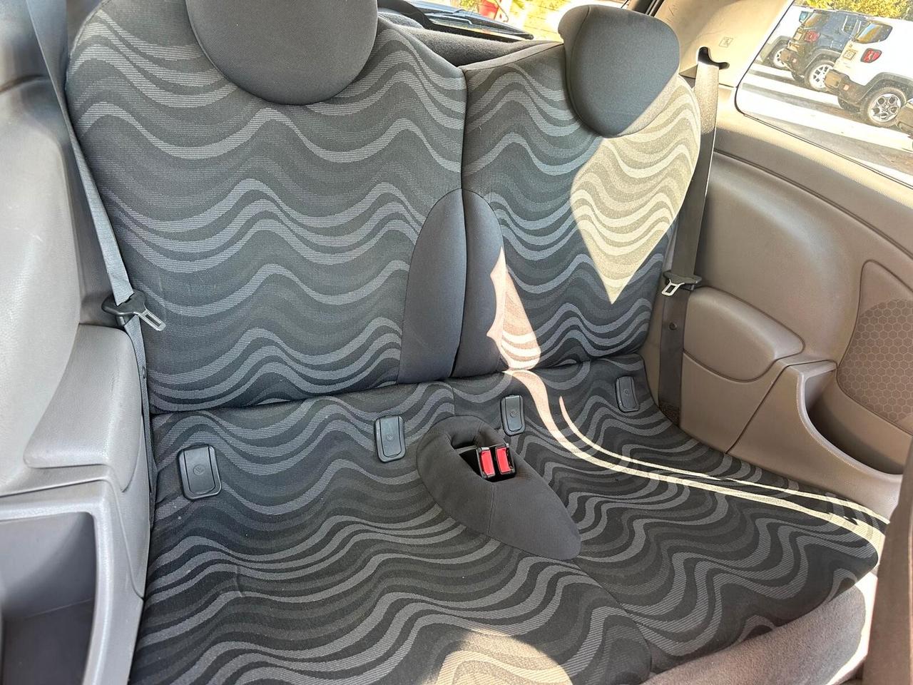 Mini 1.4 tdi One D de luxe NEOPATENTATI