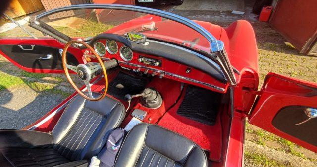 ALFA ROMEO Giulia SPIDER