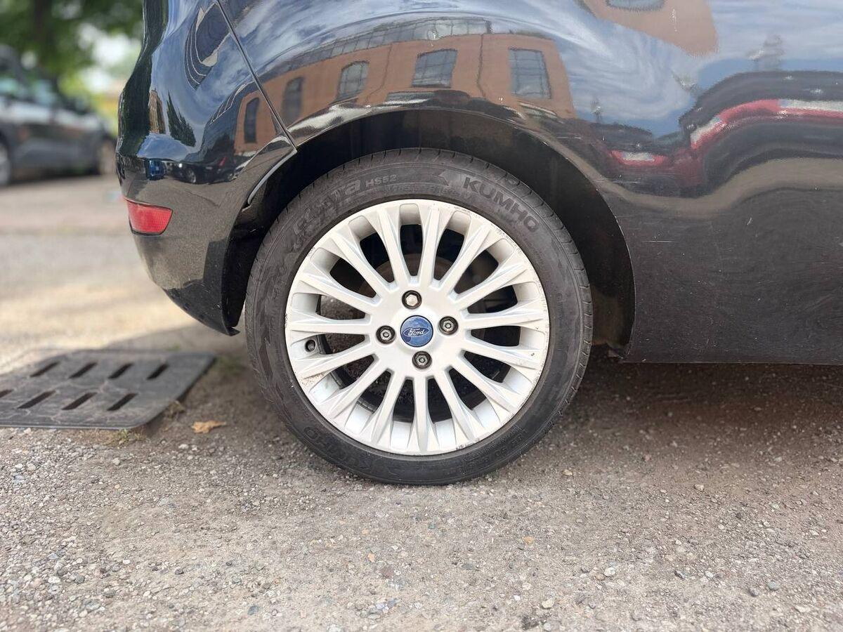 Ford Fiesta 3 Porte 1.4 tdci + 3p