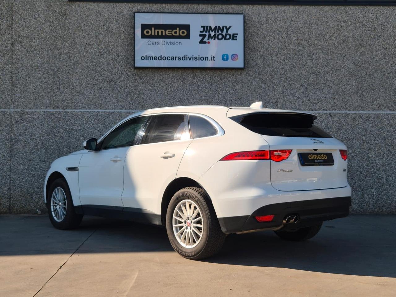 Jaguar F-Pace 2.0 D 180 CV AWD Auto Tetto Panoramico