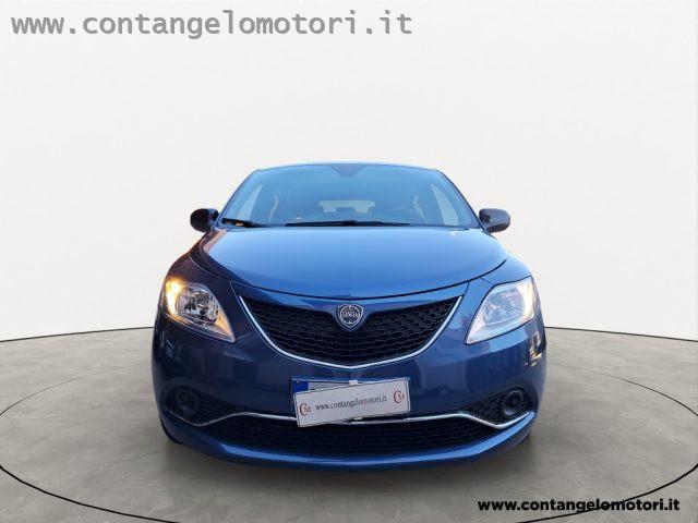 LANCIA Ypsilon 1.0 FireFly 5 porte S&S Hybrid Ecochic Silver