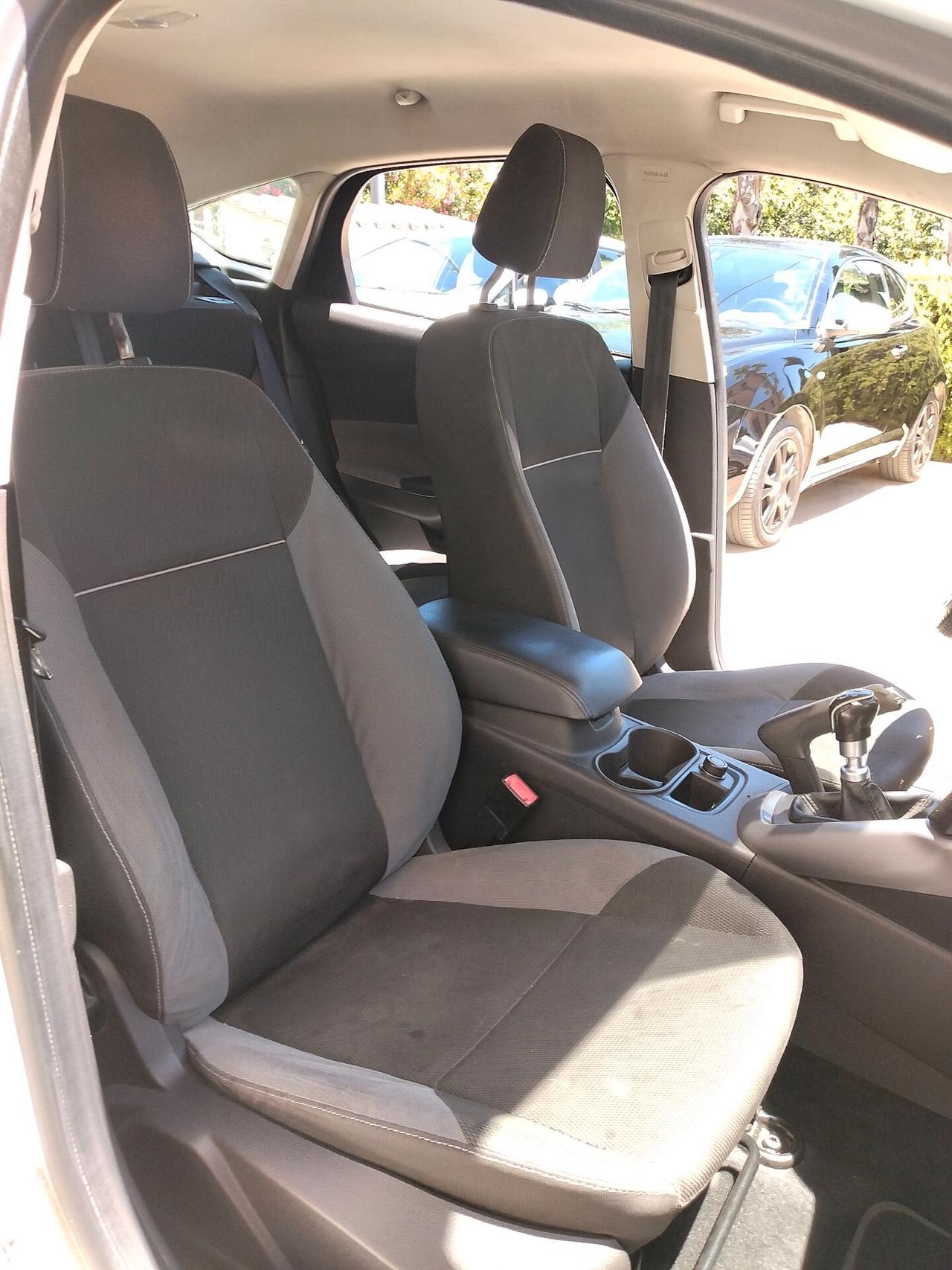 Ford Focus 1.6 TDCi 115 CV