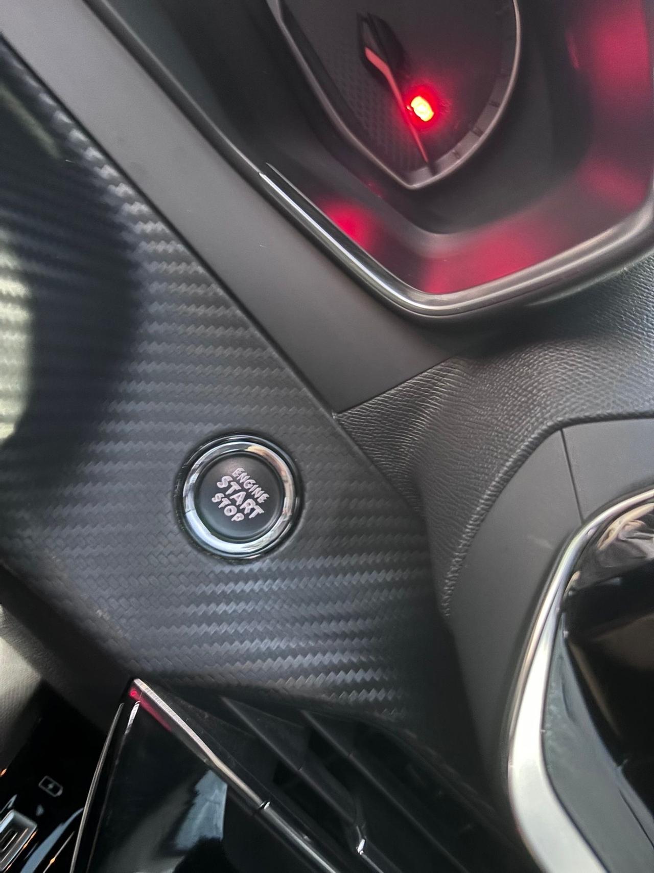 Peugeot 2008 BlueHDi 130 S&S EAT8 Allure