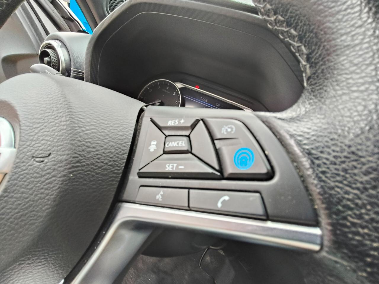 Nissan Juke 1.0 DIG-T 114 CV N-Connecta