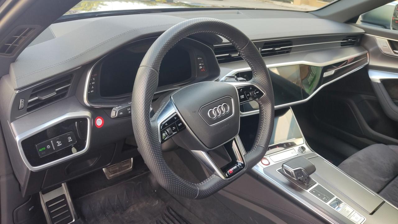 Audi A6 RS 6 Avant 4.0 TFSI V8 quattro tiptronic