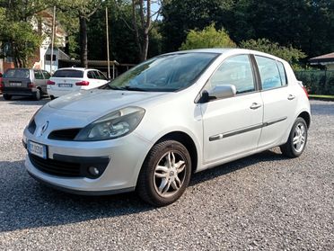 Renault Clio 1.2 Confort