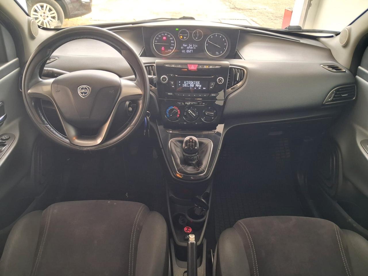 Lancia Ypsilon 1.2 69 CV 5 porte GPL Ecochic Platinum