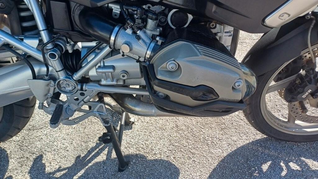 Bmw R 1200 GS 2 BORSE ORIGINALI SCARICO AKRAPOVIC GOMME NUOVE APPENA TAGLIANDATA