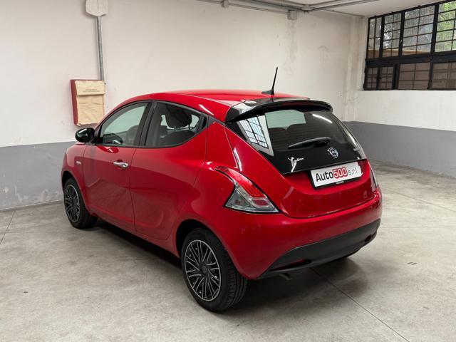 LANCIA Ypsilon 1.0 FireFly 5 porte S&S Hybrid Silver