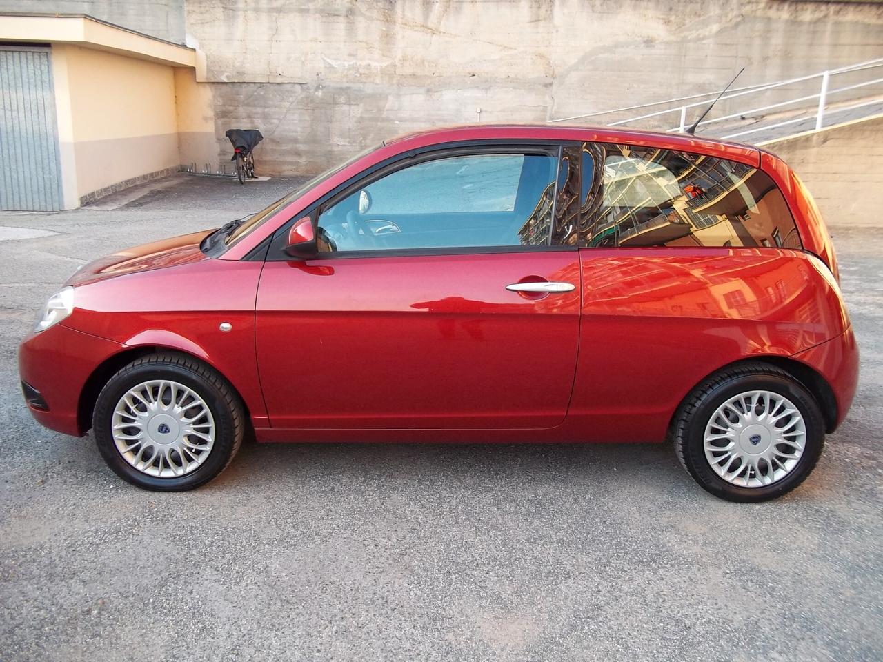 Lancia Ypsilon Diva 1.2 8v 110.850km ok neopatentati
