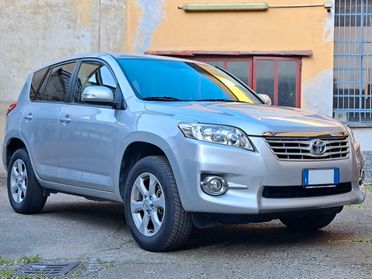 Toyota RAV 4 RAV4 2.2 D-4D 150 CV DPF Exclusive