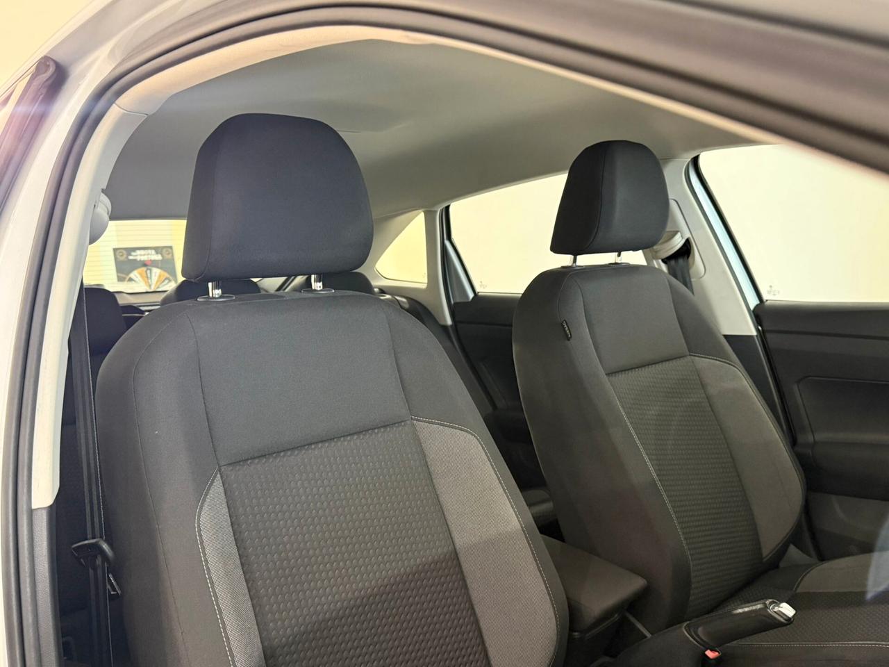 VOLKSWAGEN TAIGO AUTOMATICA 30.000 KM