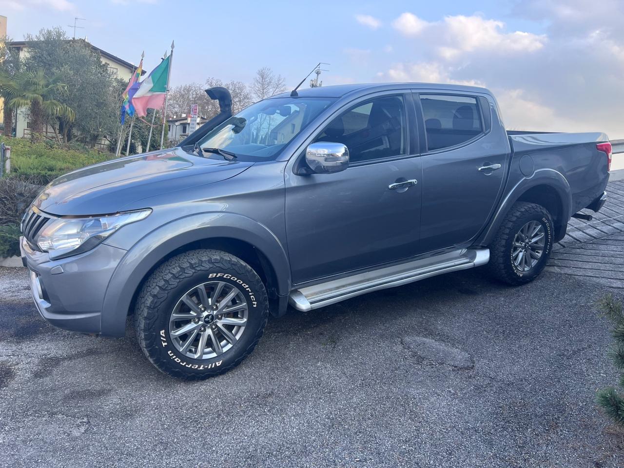 Mitsubishi L200 2.4 DI-D/181CV Double Cab Spartan Hp SDA Special Ed.