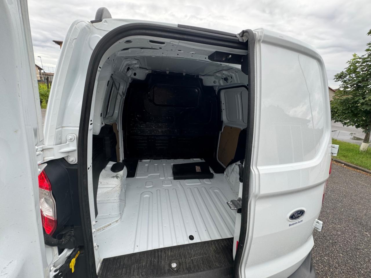 Ford Tourneo Courier Tourneo Courier 1.5 TDCI 95 CV Titanium