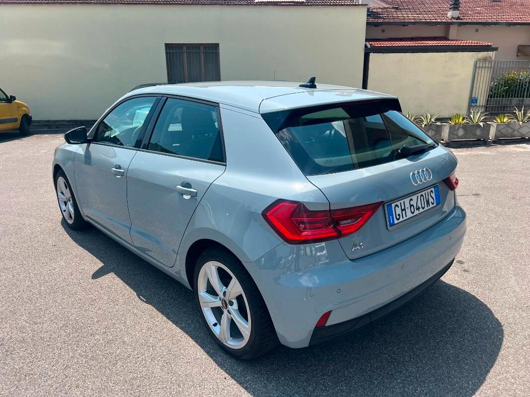 Audi A1 25 1.0 tfsi Admired my20