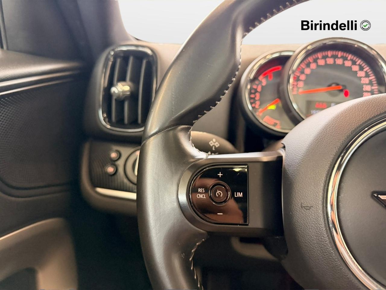 MINI Mini Countrym.(F60) - Mini 1.5 One D Yours Countryman