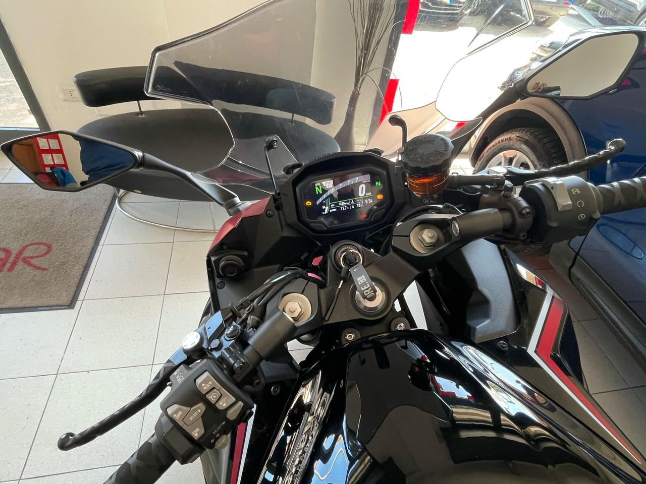 Kawasaki Ninja 1000 SX