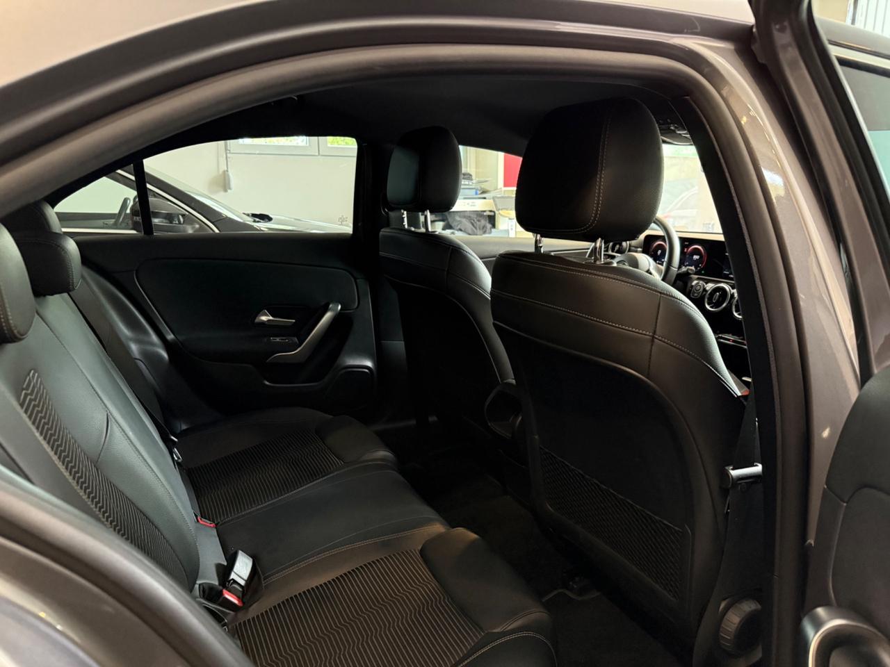 Mercedes-benz A 180 2020 NEOPATENTATi! Berlina