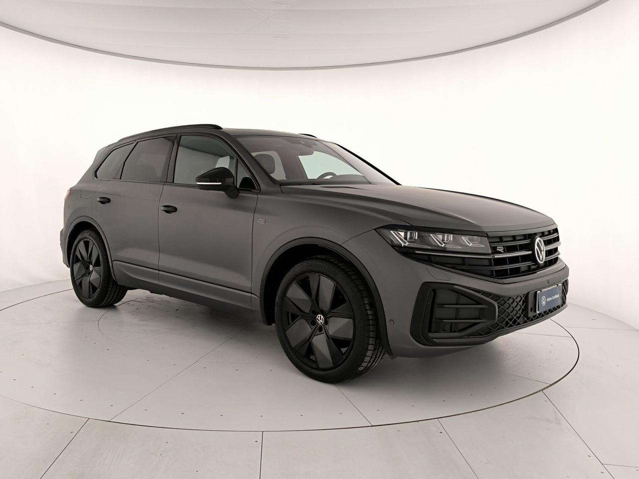 Volkswagen Touareg 3.0 v6 tdi scr r-line 231cv auto