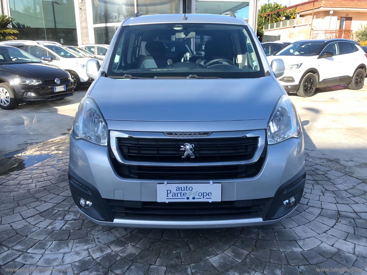 PEUGEOT Partner Tepee BlueHDi 100 Outdoor