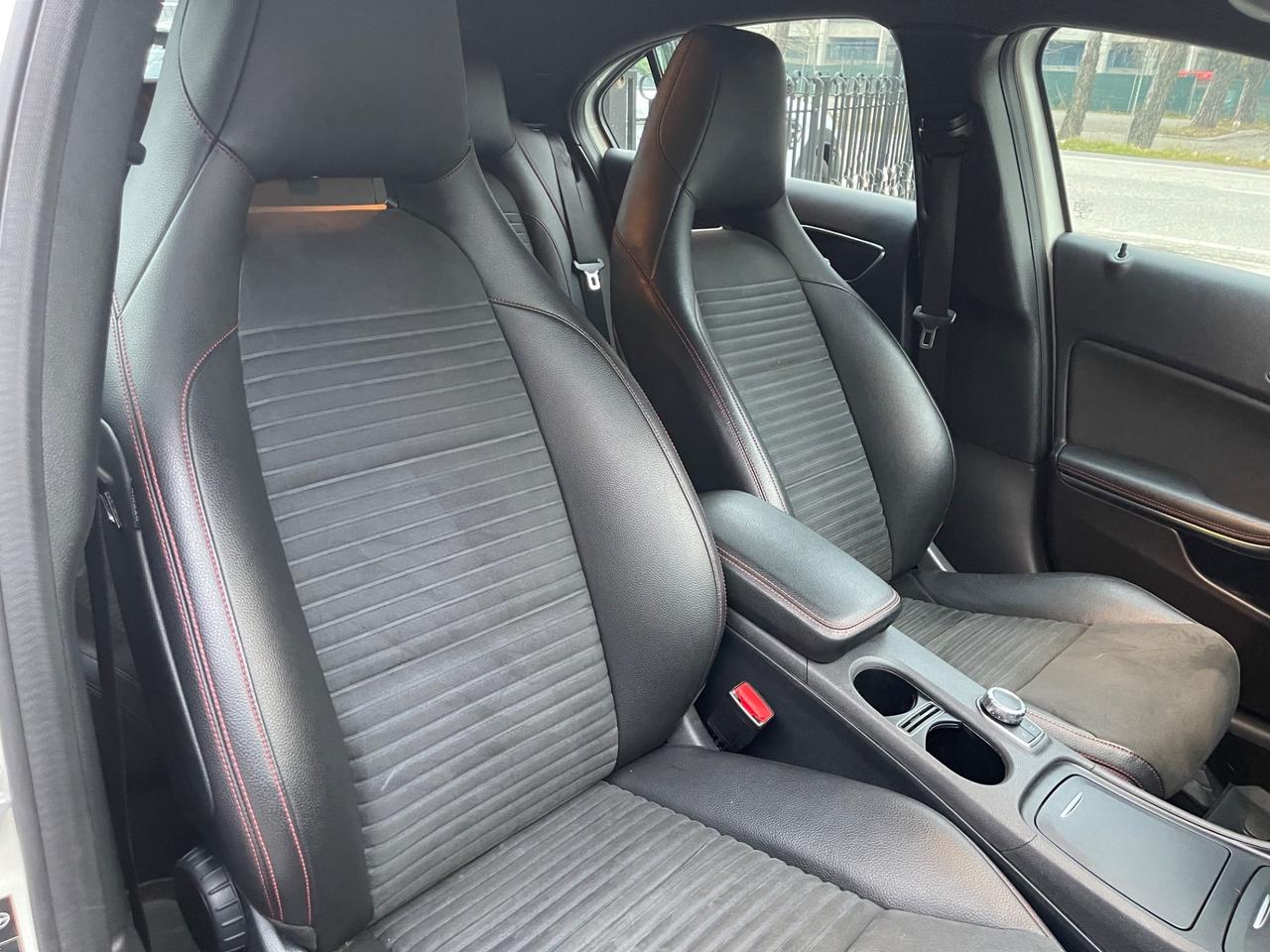 Mercedes-benz A 180 automatica pacchetto amg