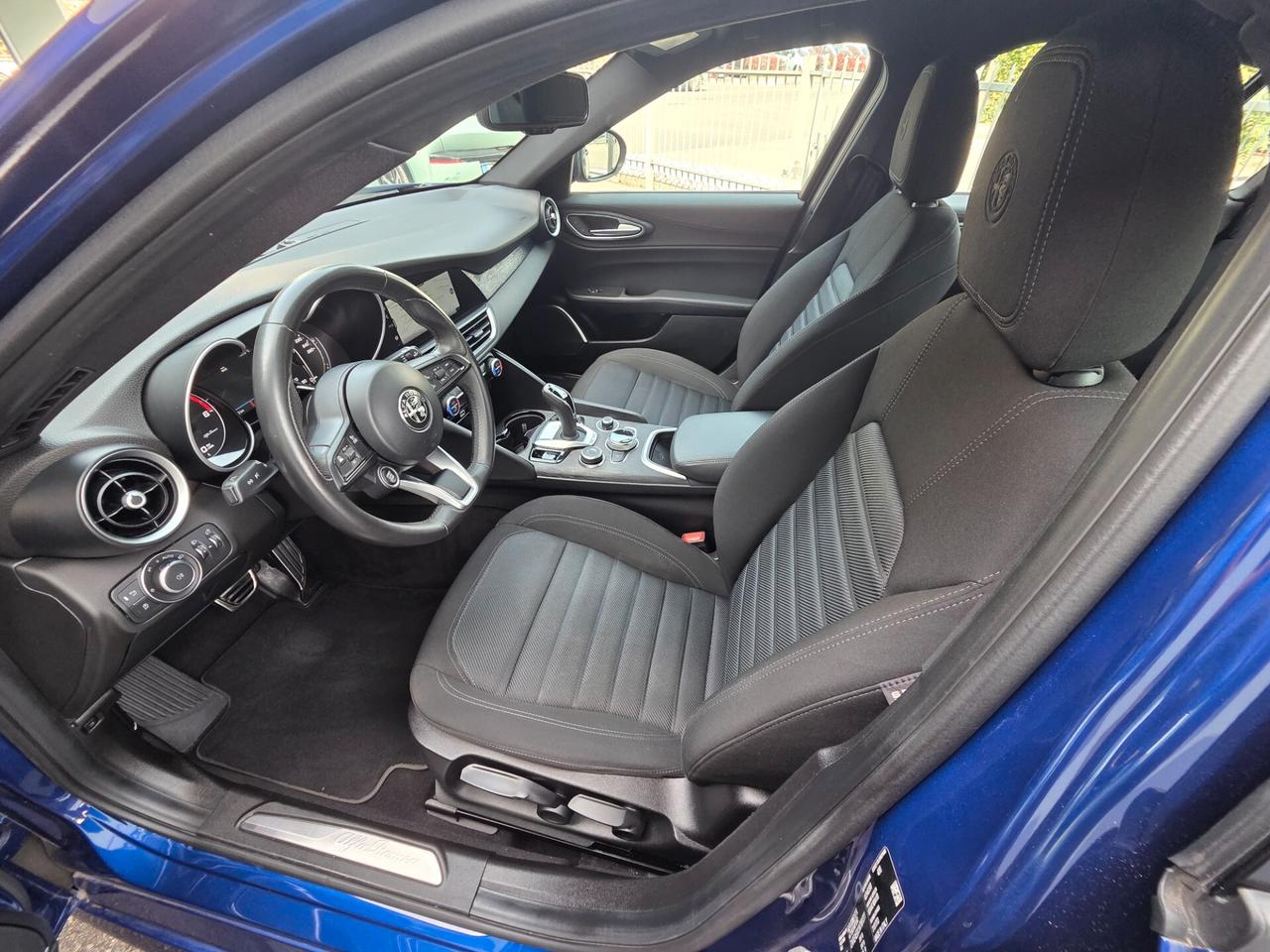 Alfa Romeo Giulia 2.2 190cv AUT. / CERCHI 19"