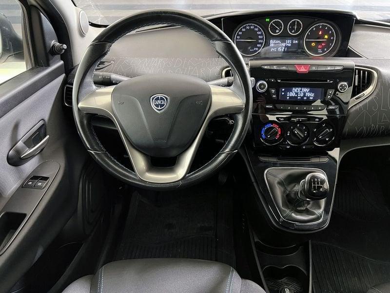 Lancia Ypsilon Ypsilon 1.2 69 CV 5 porte Elefantino