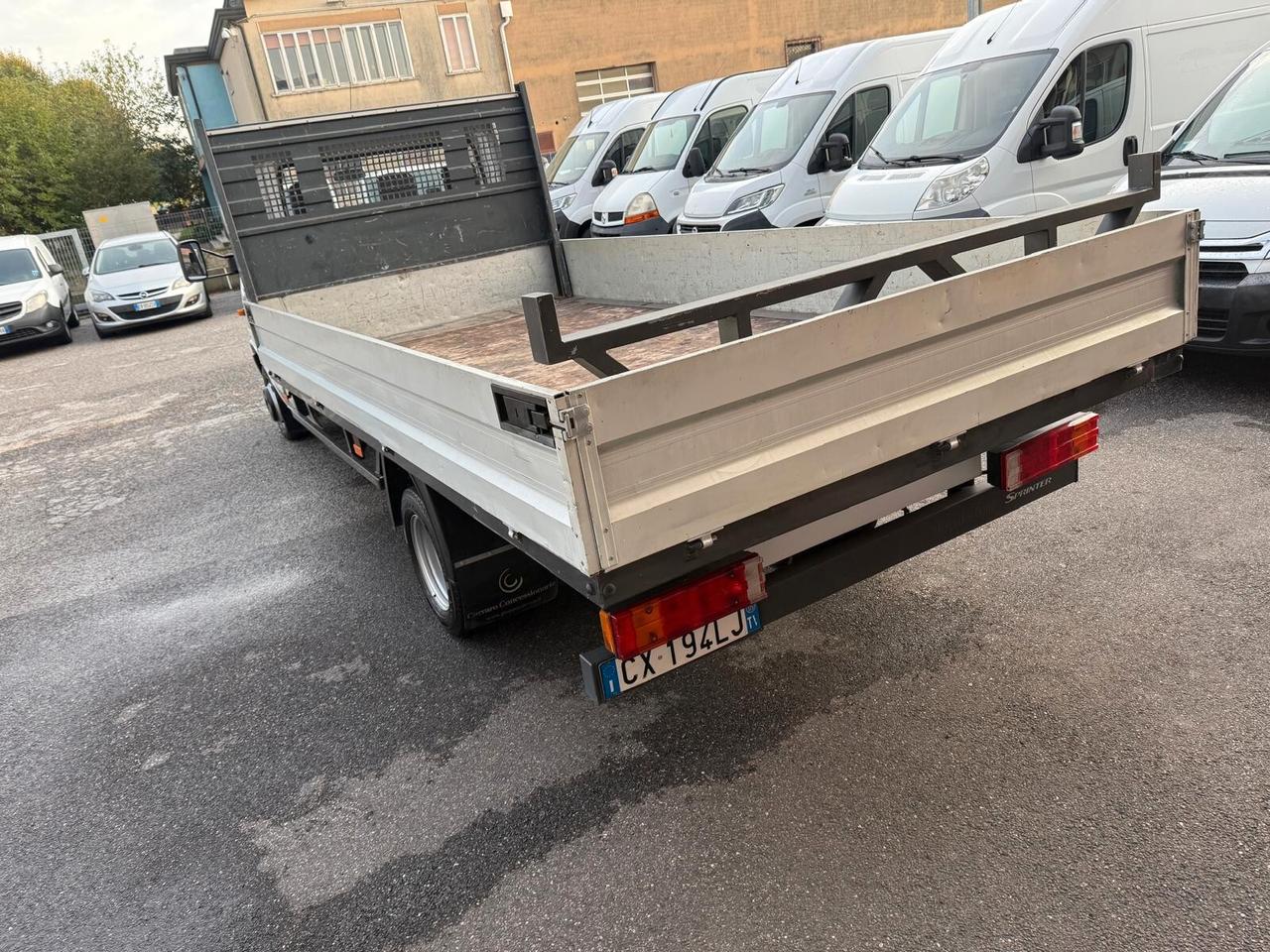 Mercedes Benz 413 CDI CASSONE LUNGO 2005