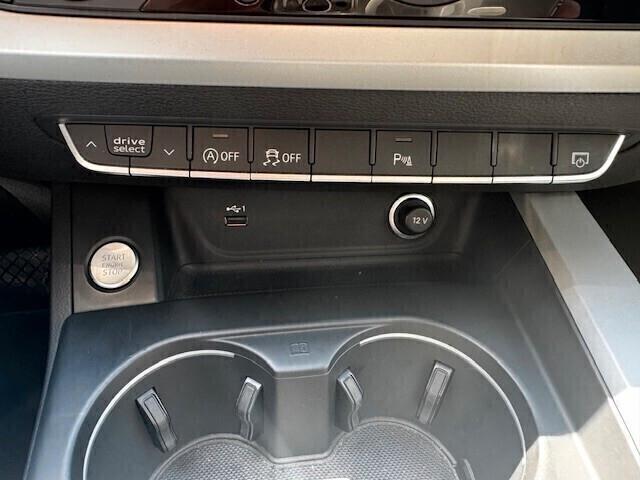 Audi A4 Avant 30 TDI/136 CV S tronic Business Advanced