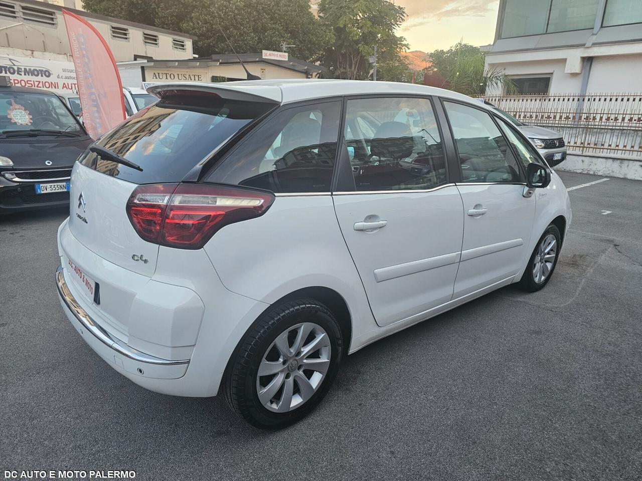 Citroen C4 Picasso 1.6 HDi 112CV..Automatica.2013