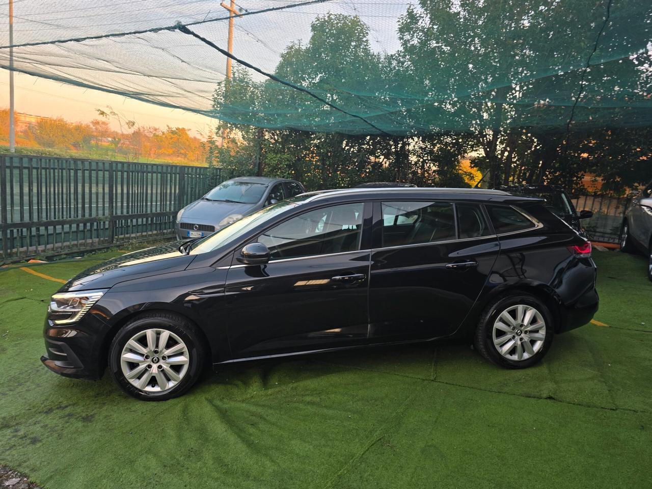 Renault Megane 1.5DCI 115CV EURO6 140000KM-2022