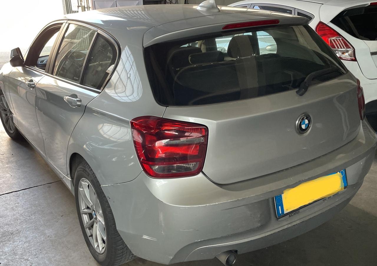 Bmw 116 116d 5p. Efficient Dynamics Urban AUTOMATICA
