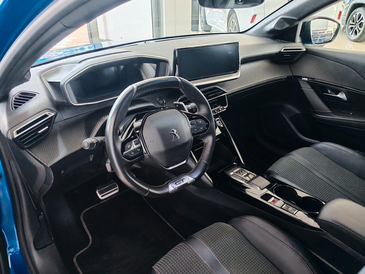 Peugeot 208 1.2 130cv EAT8 GT 2022