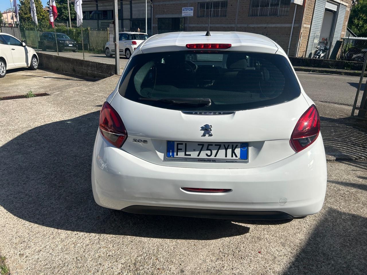Peugeot 208 BlueHDi 100 5 porte Allure