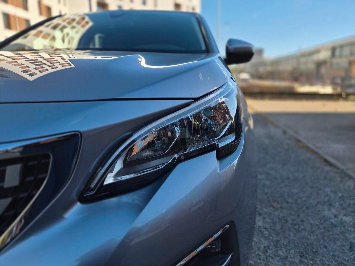 Peugeot 3008 1.5 bluehdi Business s&s 130cv