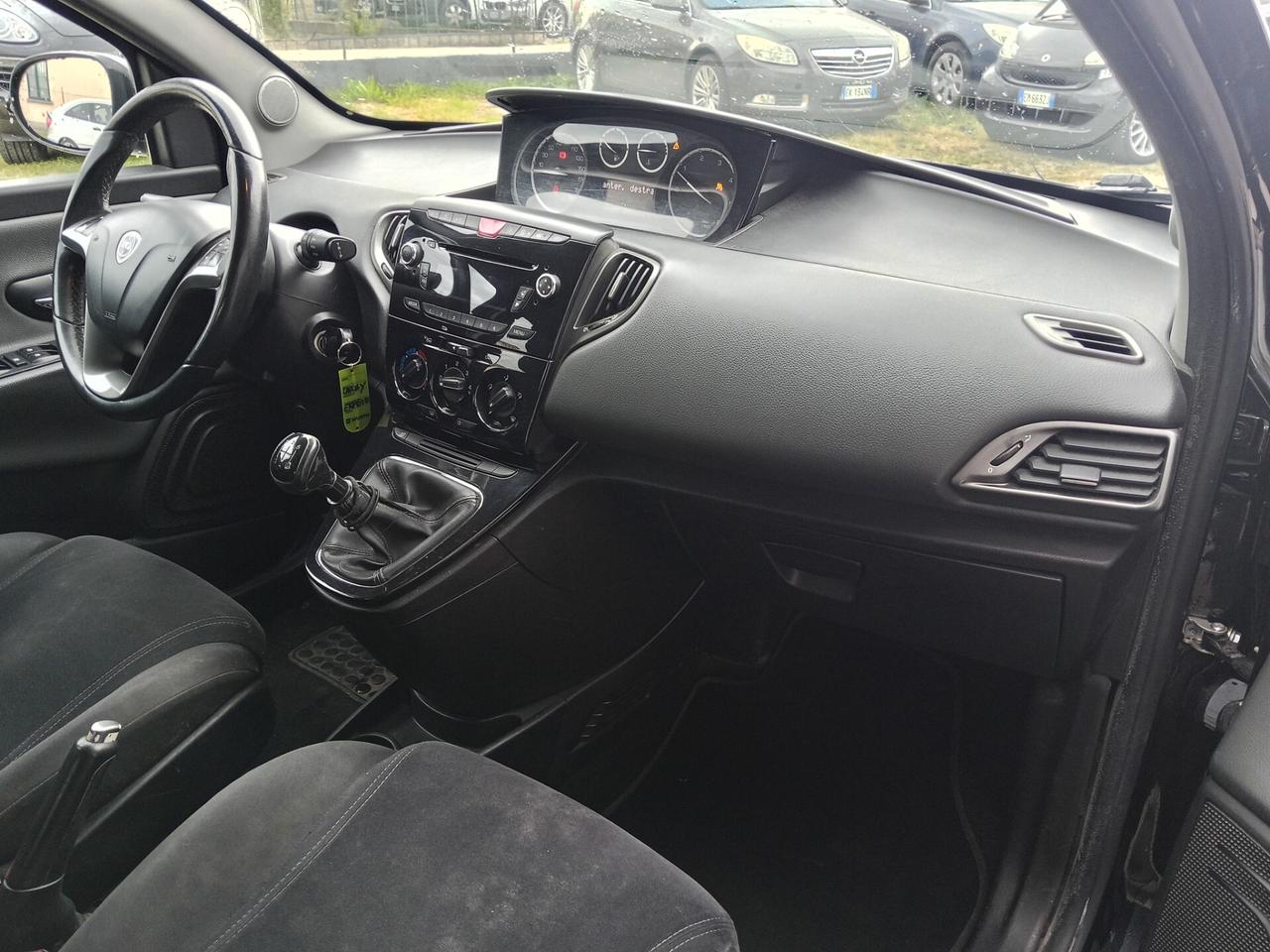 Lancia Ypsilon 1.3 MJT 16V 95 CV 5 porte S&S Platinum