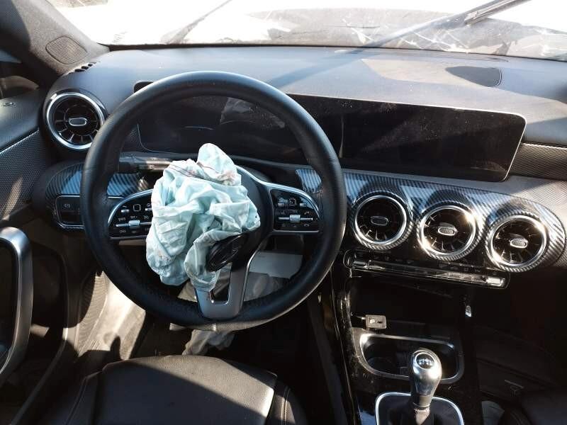 Mercedes-benz A 160 d Premium