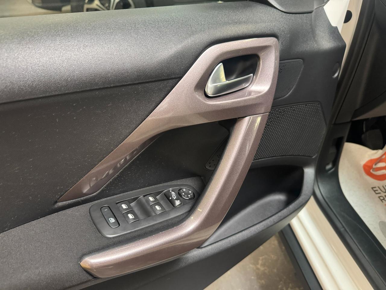 Peugeot 2008 PureTech 82 Active