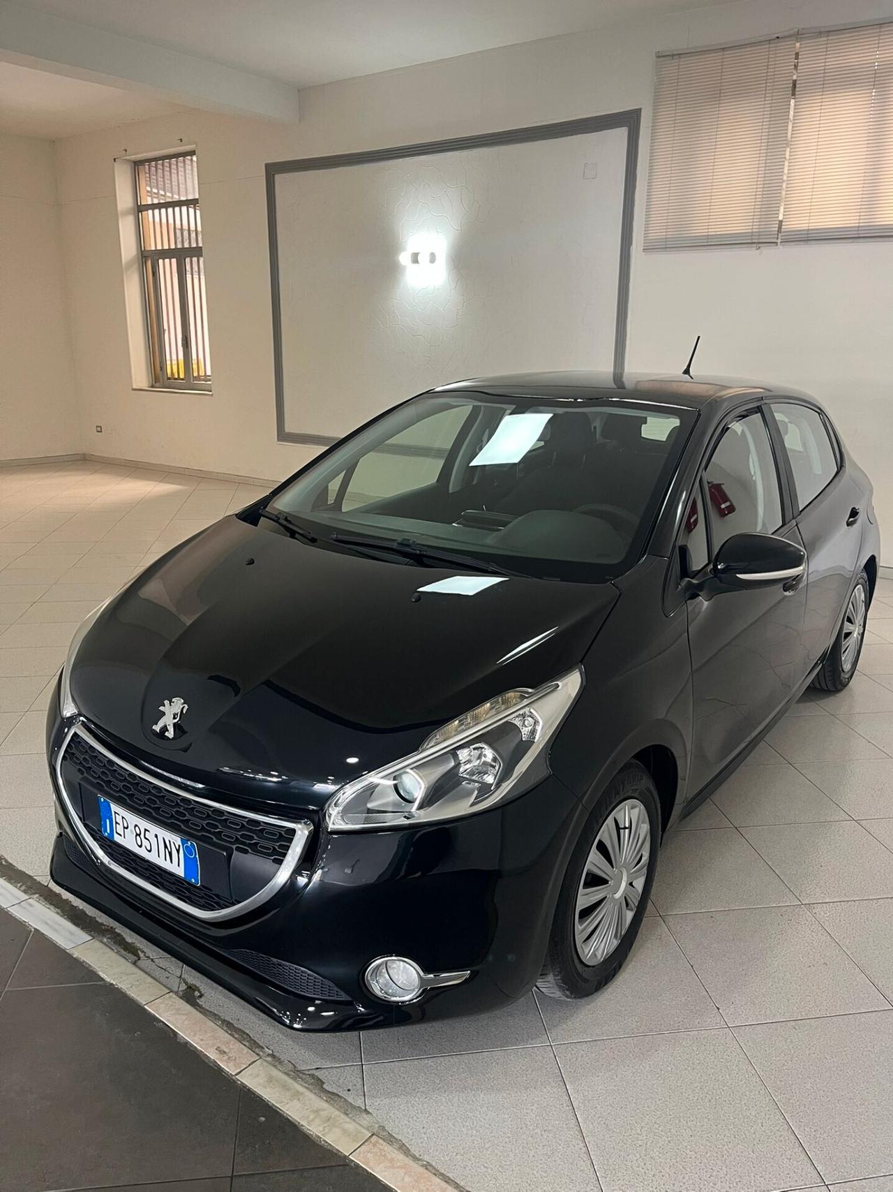 Peugeot 208 1.2 VTi 82 CV GPL 5 porte Allure