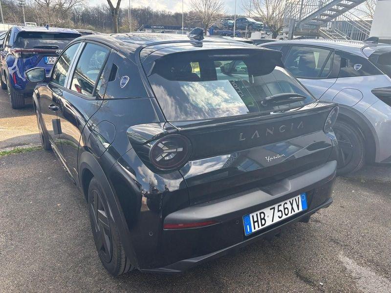 Lancia Ypsilon Ibrida Ibrida 100cv Ypsilon e-DCT in caso di finanziamento extrasconto 1000 €